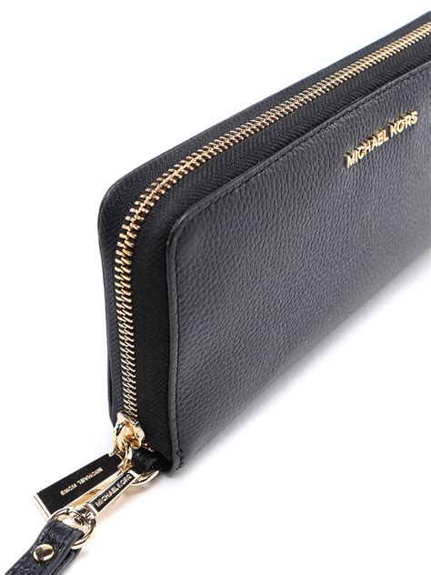 michael kors jet set travel wallet slim|michael kors travel continental wallet.